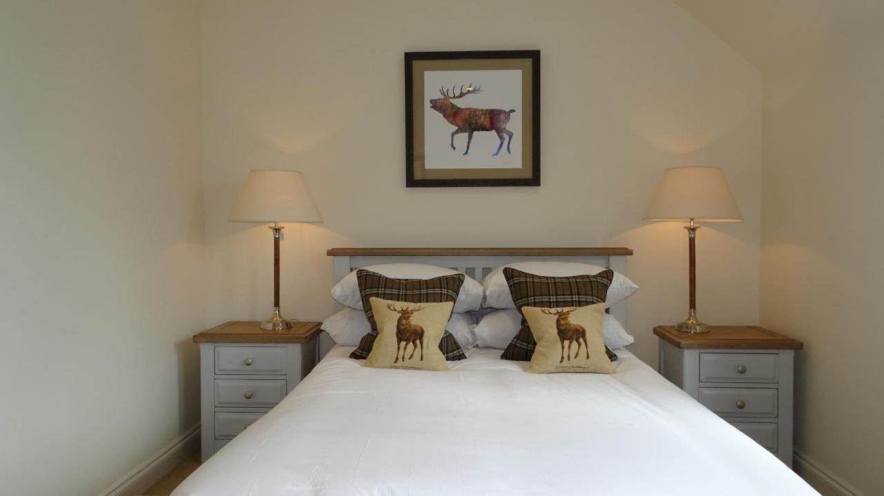 Loch Ness Lodge Drumnadrochit Esterno foto